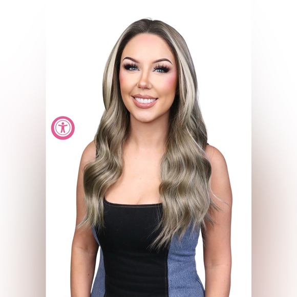 🌟 NEW Chelsey Smith Crowns Synthetic Wig - Standard Size: Charmaine Wheat 🌟 - Picture 2 of 10